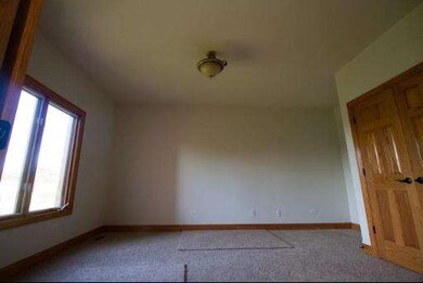 4880 Castle Dargan Dr, Country Club Hills, IL 60478 - photo 7