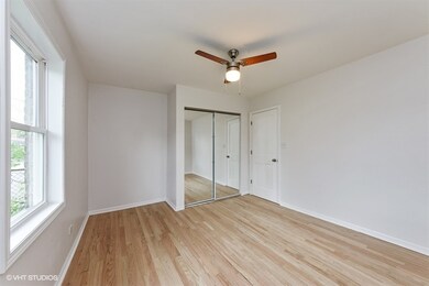 Spacious bedroom.