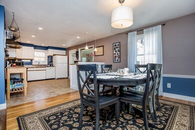 25 Sagamore Rd, Marblehead, MA 01945 - photo 5