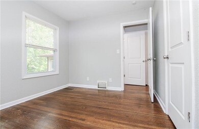 3711 Carpenter Ave, Des Moines, IA 50311 - photo 7