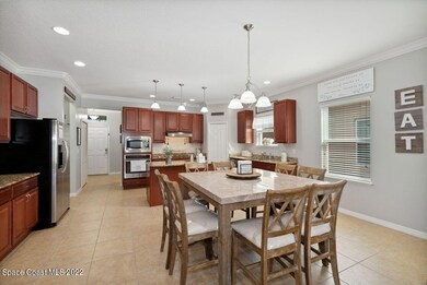 03_5024BrillianceCircle_2_DiningRoom_HiR