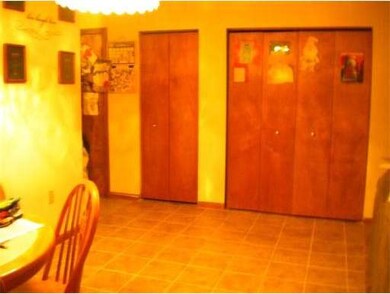 371 Aiken Ave unit 13, Lowell, MA 01850 - photo 4