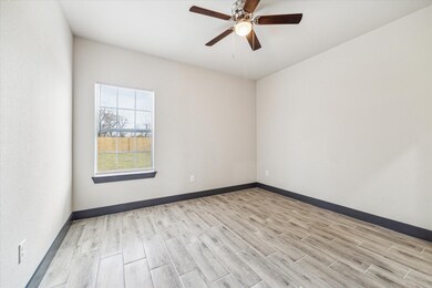9416 Crofton St unit A, Houston, TX 77016 - photo 7