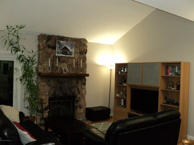 72 Lexington Cir, Matawan, NJ 07747 - photo 3