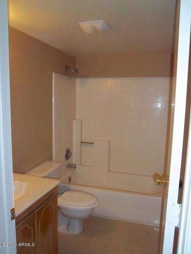 HallBath2