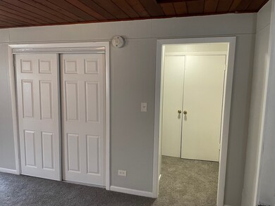 661 Yeoman St unit L2, Waukegan, IL 60085 - photo 5