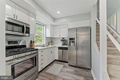 6315 Patterson St, Riverdale, MD 20737 - photo 3