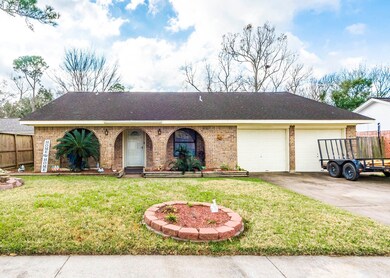 15730 Wandering Trail, Friendswood, TX 77546 - photo 6