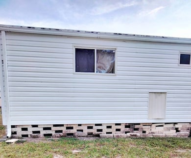 66029 Stratford Rd unit 29, Pinellas Park, FL 33782 - photo 3