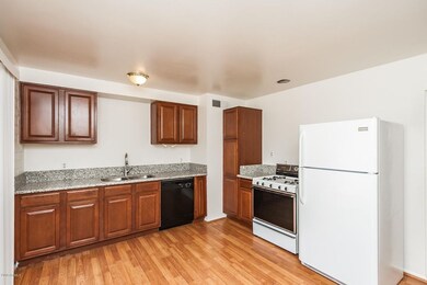 11399 N 112th Ave AZ-6