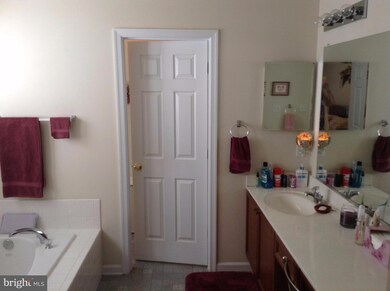 823 Crystal Ln, Strasburg, VA 22657 - photo 5