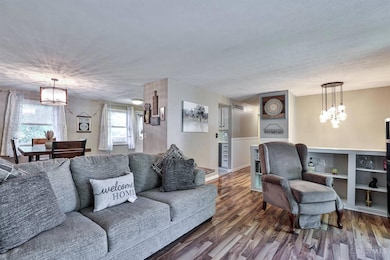 1786 Woodpine Ln, Cincinnati, OH 45255 - photo 6