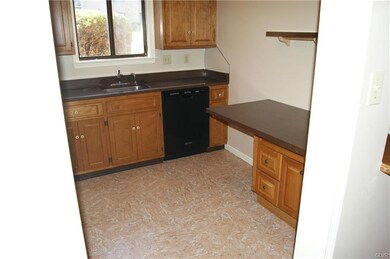 897 Cold Spring Rd unit 1, Allentown, PA 18103 - photo 7