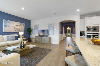 3 entry_living