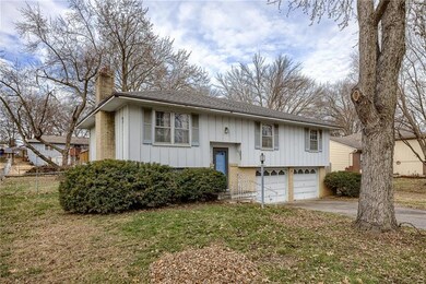 6518 Larsen Ln, Shawnee, KS 66203 - photo 2