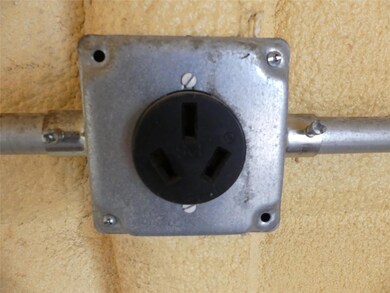 106 Center Ct, Springtown, TX 76082 - photo 4