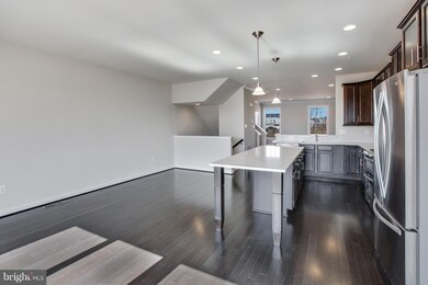 919 Badger Ave, Frederick, MD 21702 - photo 7