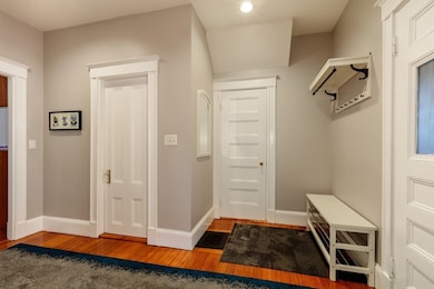 12 Windsor Rd unit 1, Somerville, MA 02144 - photo 6