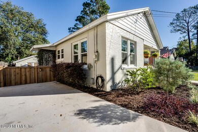 5049 Sunderland Rd, Jacksonville, FL 32210 - photo 5