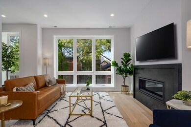 867 N Marshfield Ave unit 2, Chicago, IL 60622 - photo 2