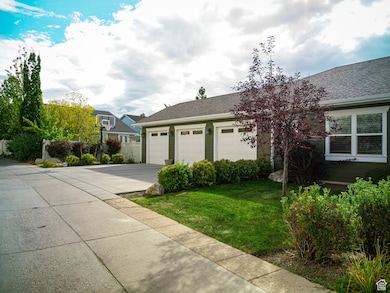 11381 Skylux Ave, South Jordan, UT 84095 - photo 4