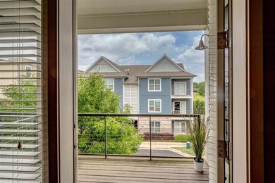 Relax in your living and enjoy the view!