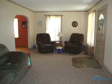 402 Vine St, Archbold, OH 43502 - photo 3