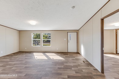 1233 Riverview Dr SW