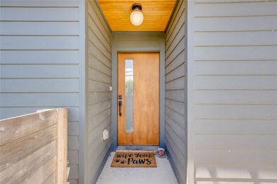 1208 Luna St unit 1, Austin, TX 78721 - photo 2