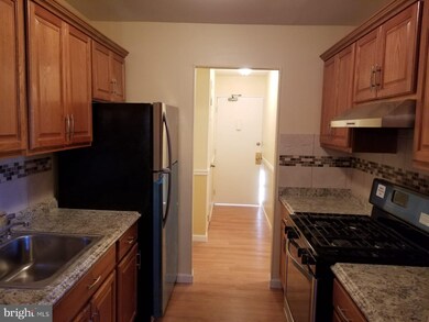 19 Old Millstone Dr unit 19, East Windsor, NJ 08520 - photo 2