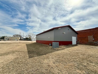 507 Centre St, Pawnee Rock, KS 67567 - photo 3