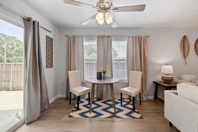 800 Chaparral Ct, Bedford, TX 76022 - photo 5