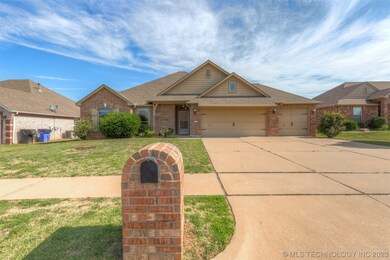 3318 E Fairmont Place, Broken Arrow, OK 74014 - photo 4