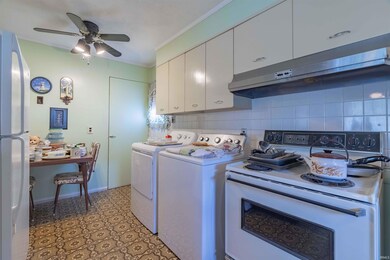 698 Ferry St, Wabash, IN 46992 - photo 5