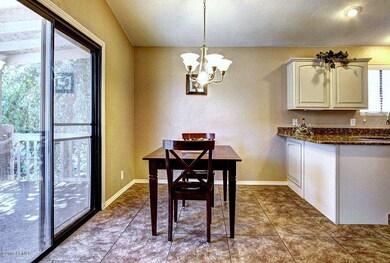 Dining Area.jpg