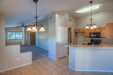 11 Kitchen photo b