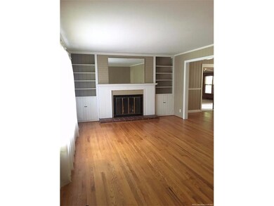 1731 Millerwood Dr, New Albany, IN 47150 - photo 2