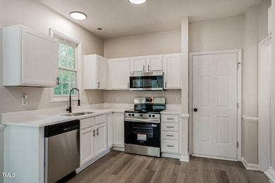 006-photo-kitchen-14616733