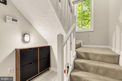 45 Windbrooke Cir, Gaithersburg, MD 20879 - photo 4