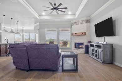 304 Spring View Ct, Springtown, TX 76082 - photo 7