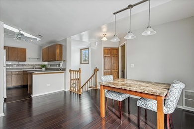 1964 N Coldspring Rd unit 52, Arlington Heights, IL 60004 - photo 6