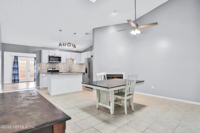 8858 Cavender Dr, Jacksonville, FL 32216 - photo 5