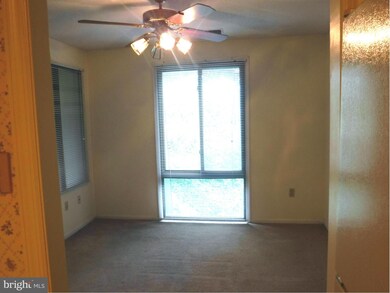 1022 Brinker Dr unit 302, Hagerstown, MD 21740 - photo 7