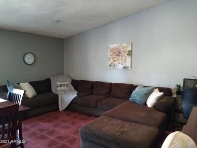 family room 2