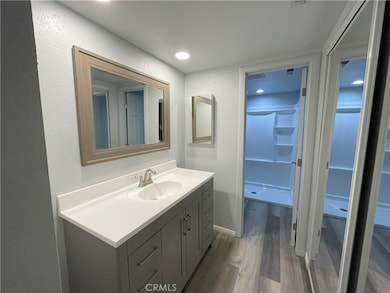 5301 E Waverly Dr unit 212, Palm Springs, CA 92264 - photo 6