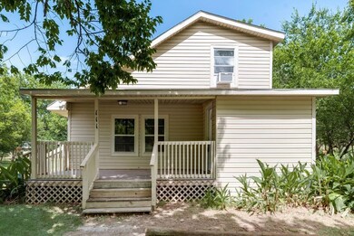 111 College St, Poolville, TX 76487 - photo 4