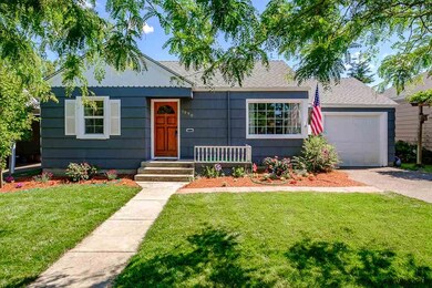 1090 13th Ave SW, Albany, OR 97321 - photo 2