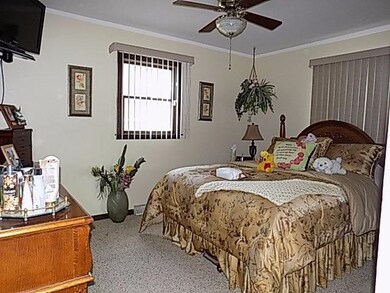 3422 Franklin Ave, Highland, IN 46322 - photo 7