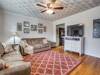 Beautiful Hardwoods in Living Room and Throughout 