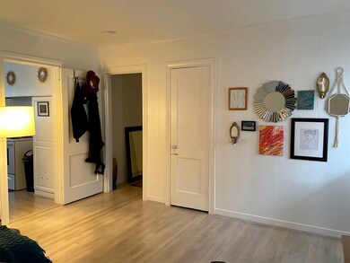 1509 Enid St unit B, Houston, TX 77009 - photo 2